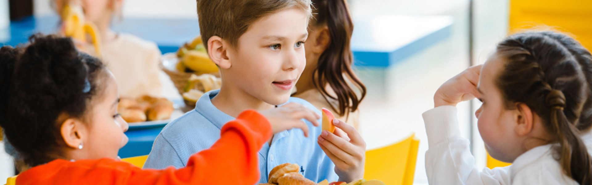 Importance of healthy eating during adolescence